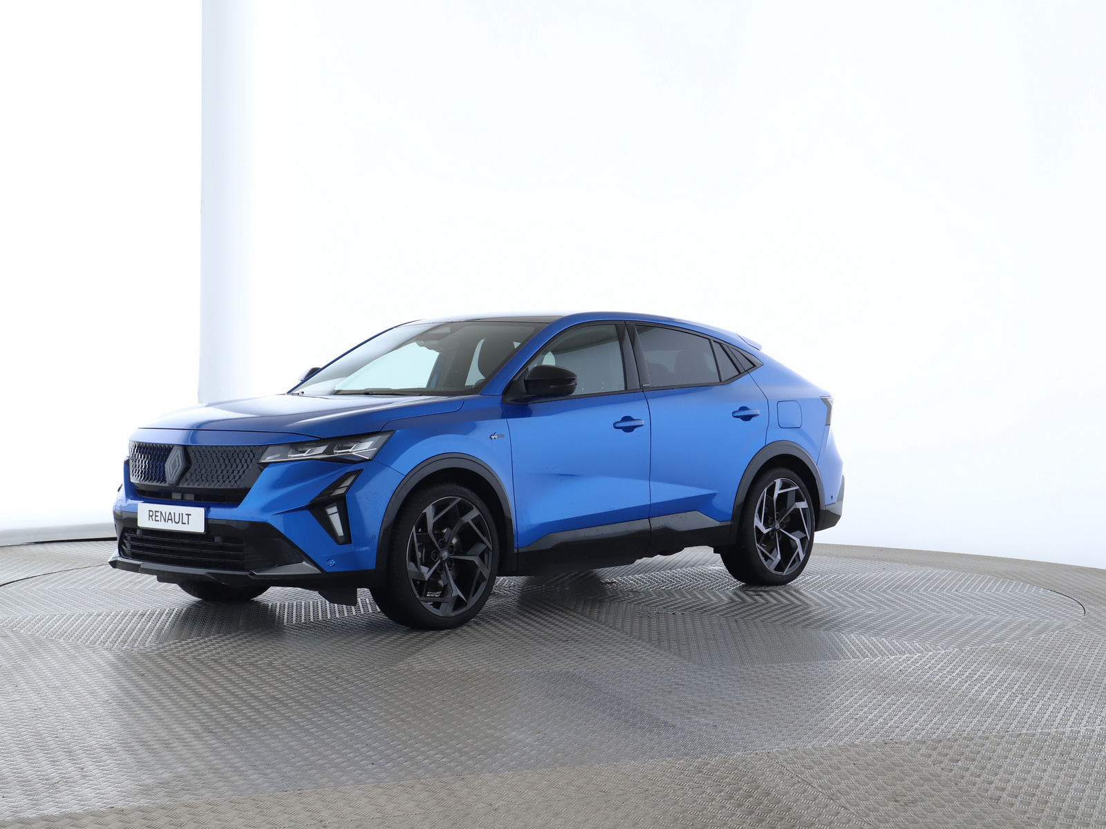 1.2 E-TECH Plug-in Hybrid 300 Atelier Alpin 4